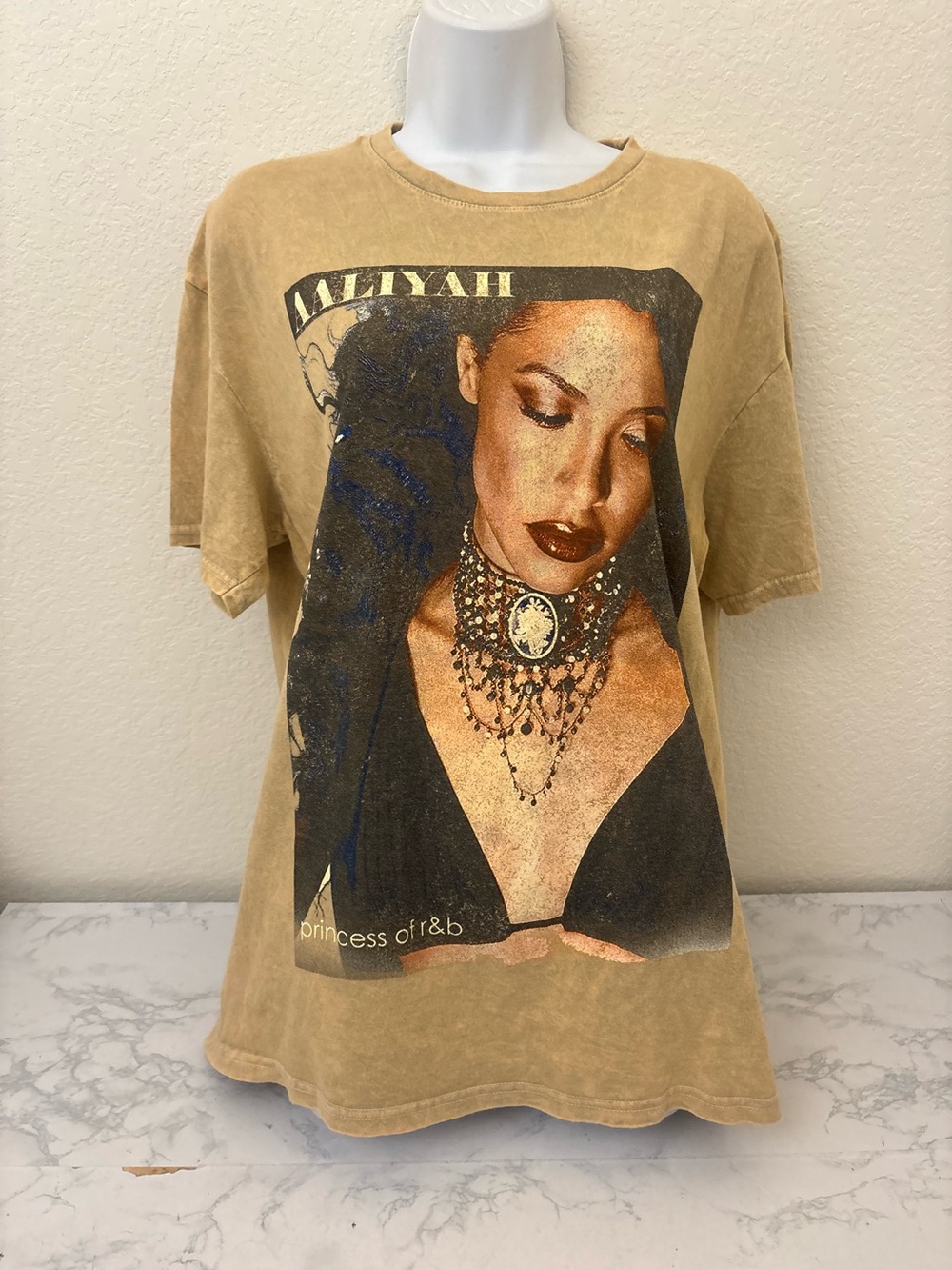 Official Aaliyah T-Shirt Sz L Graphic Print Retro Short Sleeve Princess Of R&B
